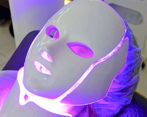 Hydro-extraction handpiece being used during a Glasgow facial